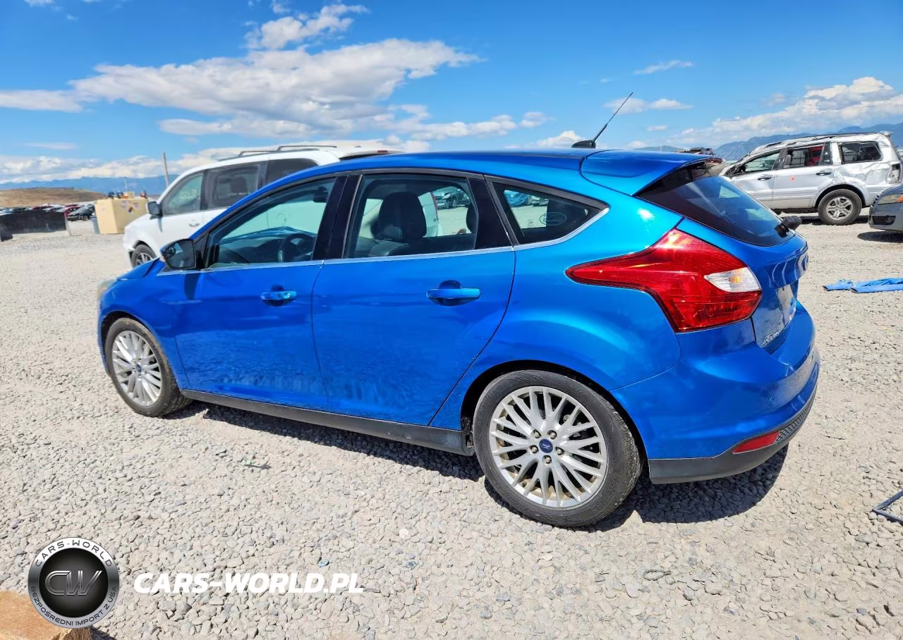 2014 Ford Focus Titanium VIN:1FADP3N21EL213253 - 2