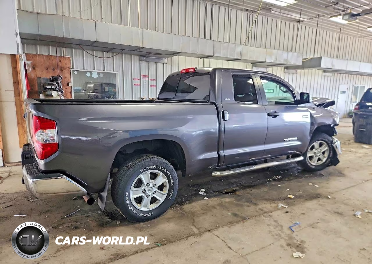 2017 Toyota Tundra Sr5 VIN:5TFUW5F1XHX587985 - 3