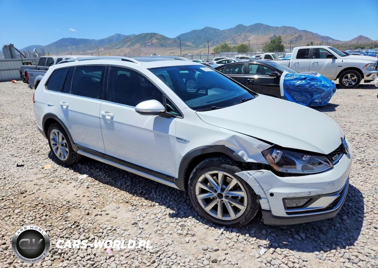 2017 Volkswagen Golf Alltrack S VIN:3VWH17AU1HM536486 - 4
