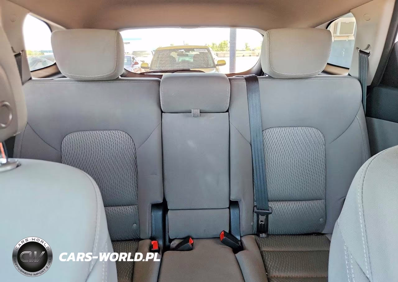 2017 Hyundai Santa Fe Se VIN:KM8SM4HF1HU223225 - 10