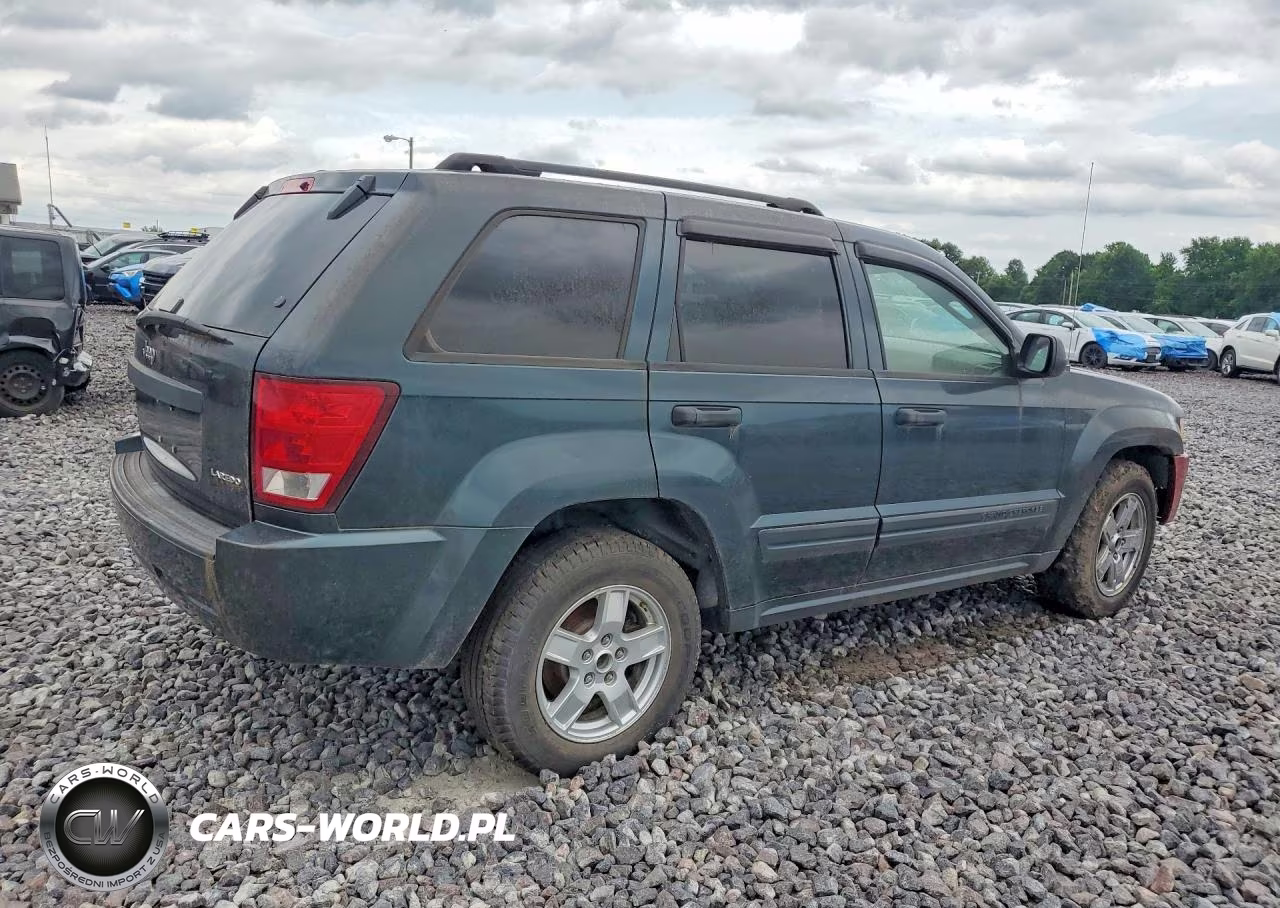 2005 Jeep Grand Cherokee Laredo VIN:1J4GR48KX5C514861 - 3