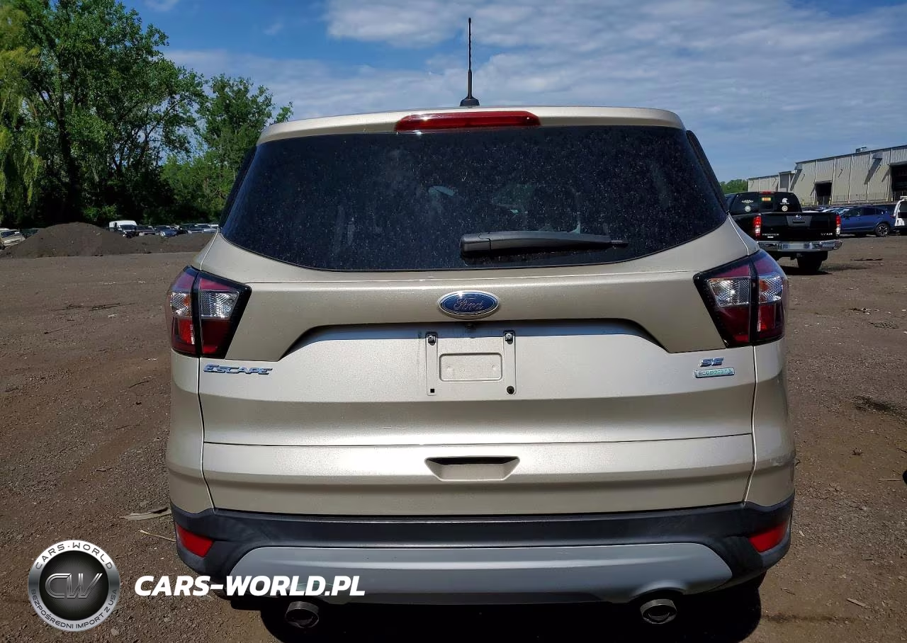 2017 Ford Escape Se VIN:1FMCU0GD9HUE93669 - 6