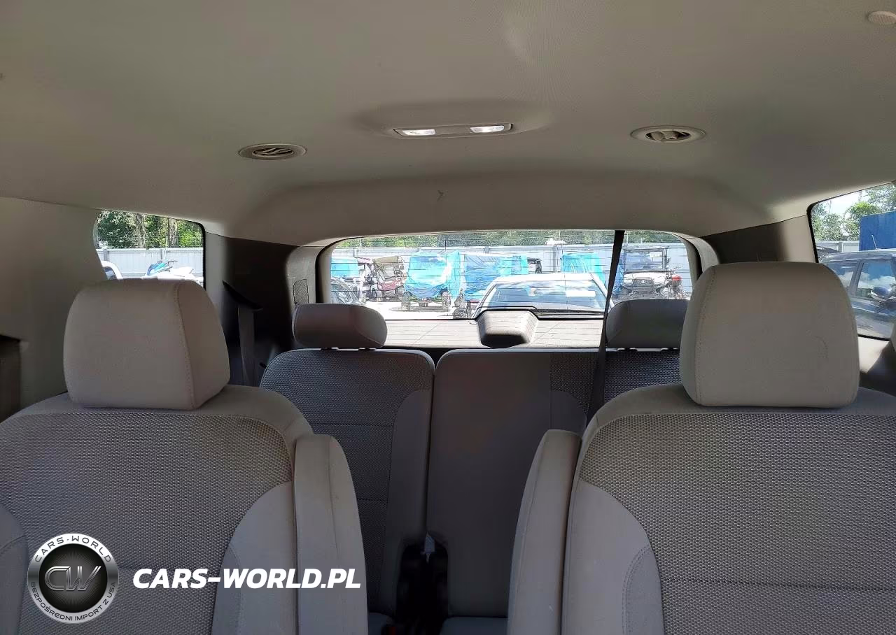 2019 Chevrolet Traverse Lt VIN:1GNERGKW2KJ129271 - 10