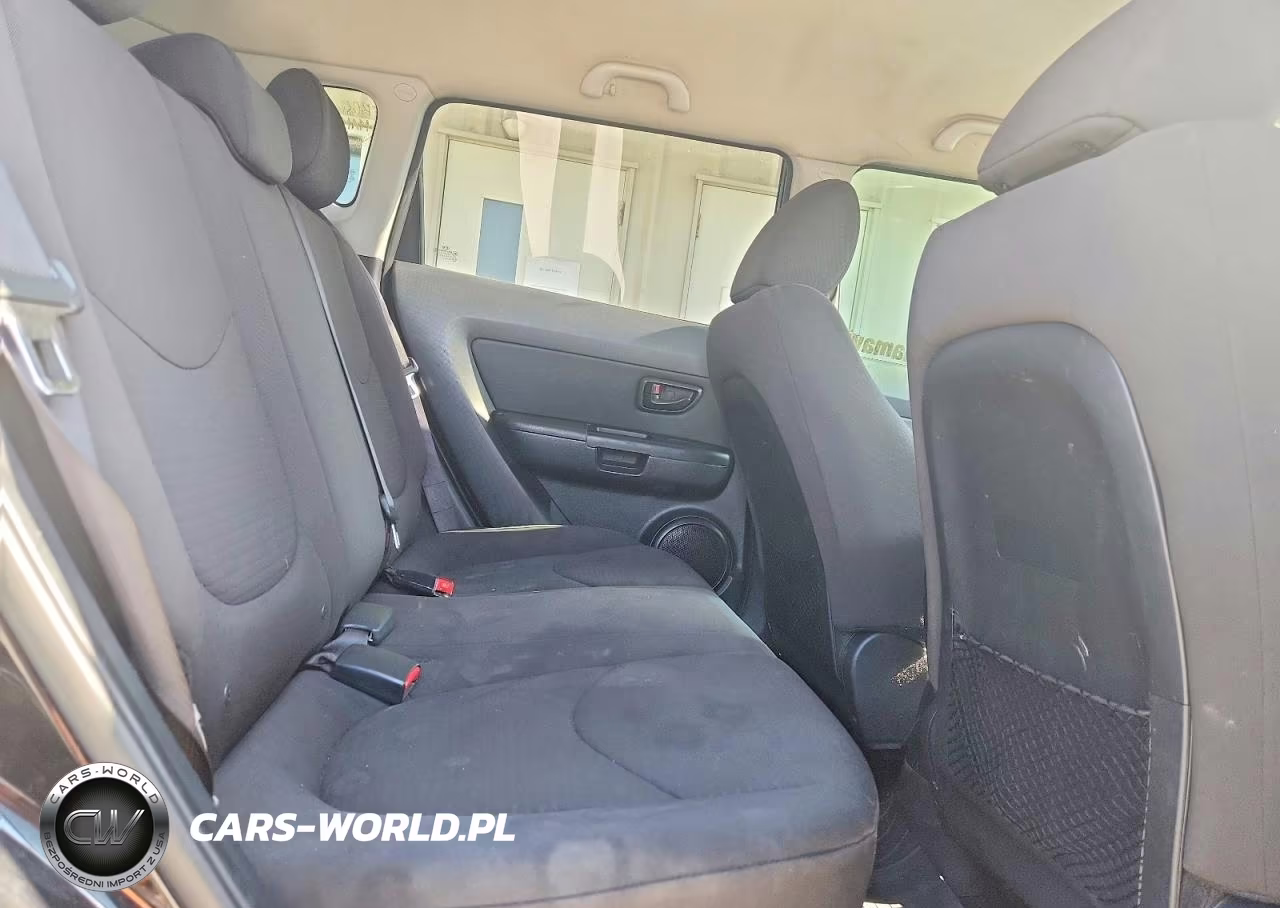 2013 Kia Soul VIN:KNDJT2A57D7512238 - 11