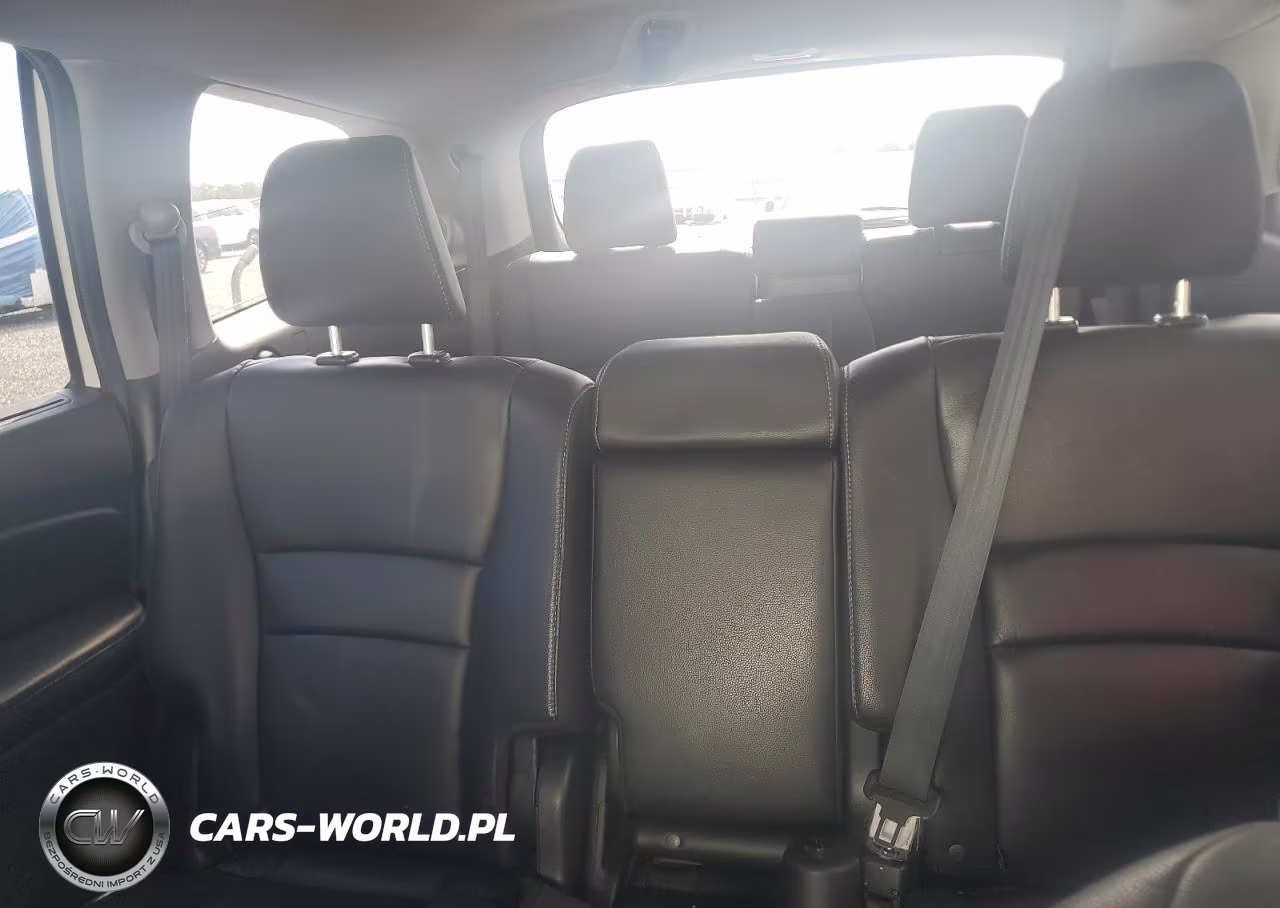 2017 Honda Pilot Touring VIN:5FNYF6H99HB083125 - 10