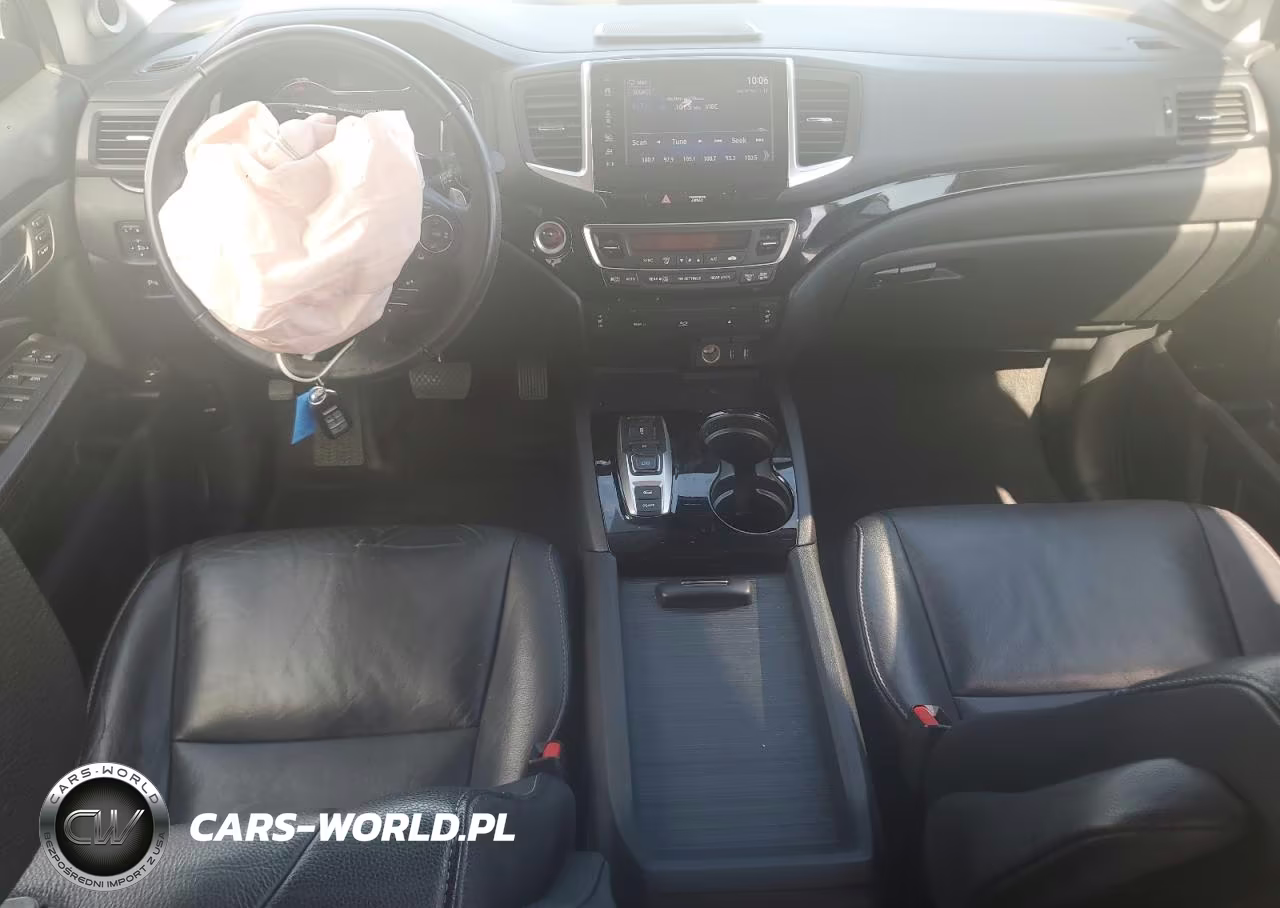 2017 Honda Pilot Touring VIN:5FNYF6H99HB083125 - 8