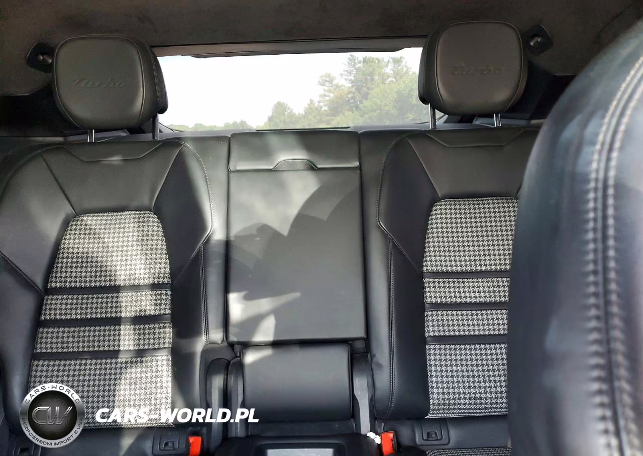 2020 Porsche Cayenne Turbo Coupe VIN:WP1BF2AY8LDA65570 - 10