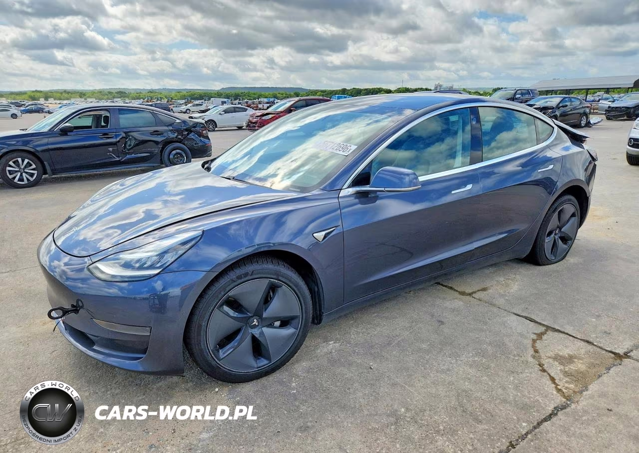 2020 Tesla Model 3 – zdjęcie 1 z 12