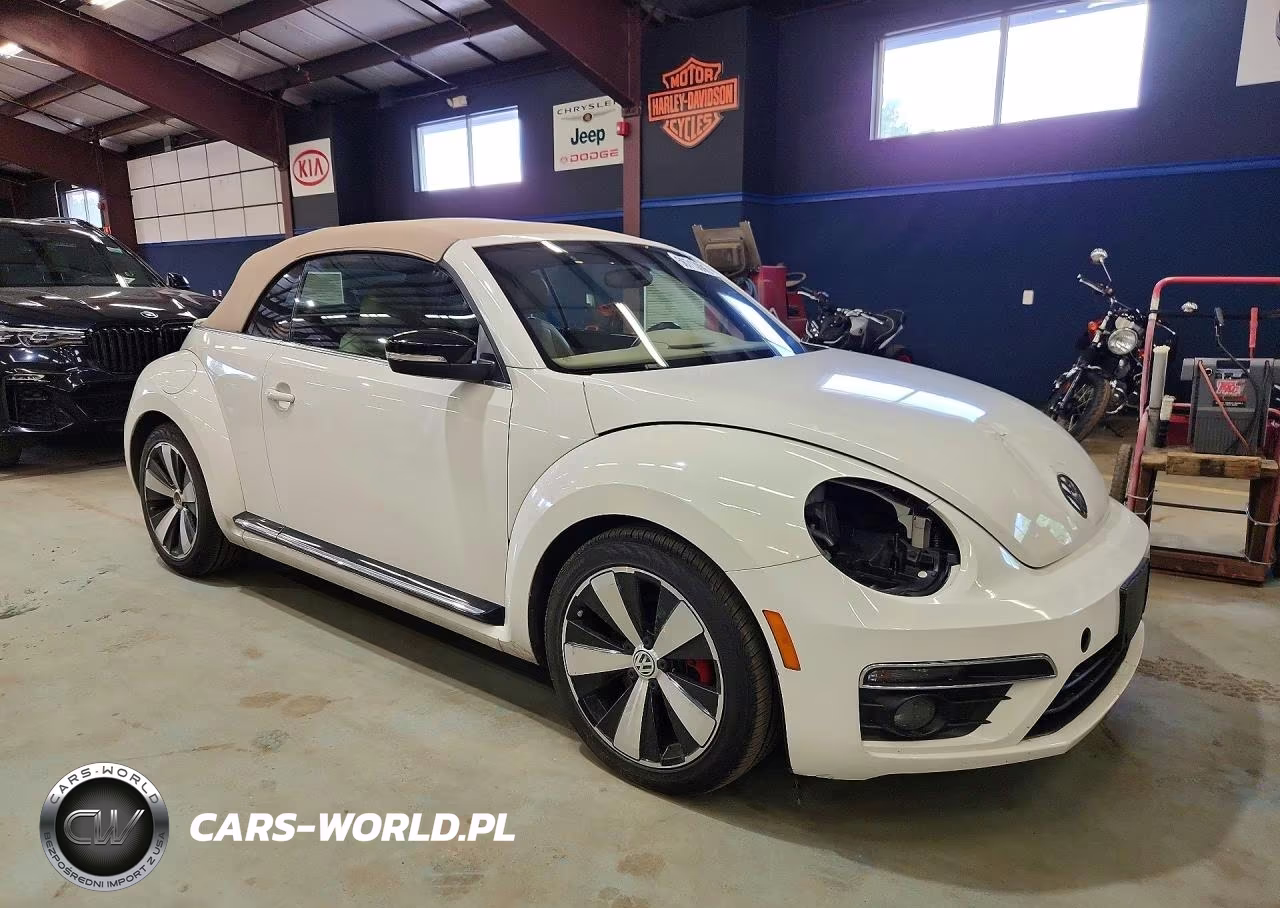 2013 Volkswagen Beetle Turbo VIN:3VW7T7AT7DM821605 - 4