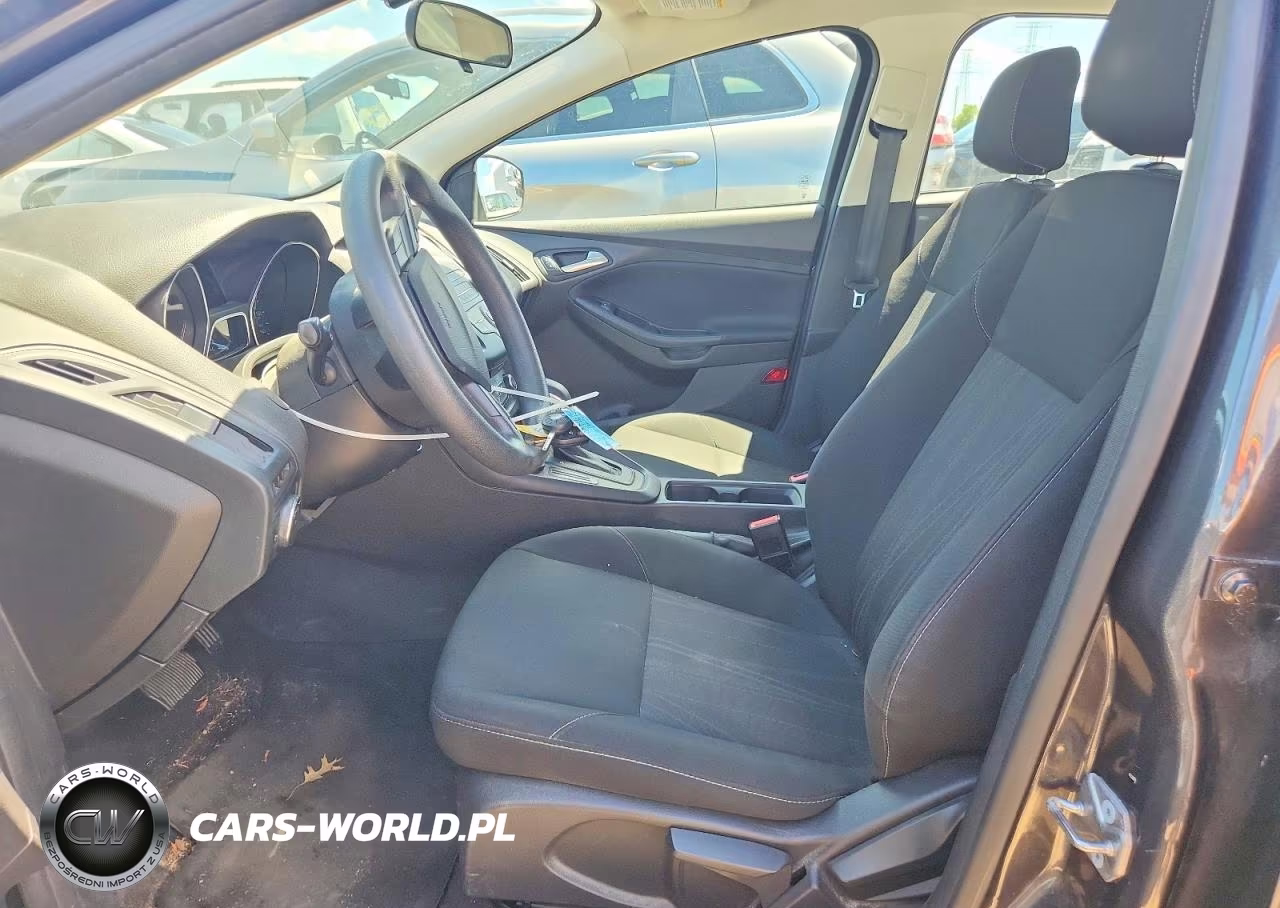 2018 Ford Focus Se VIN:1FADP3F24JL203826 - 7