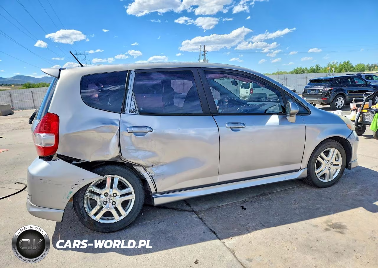 2007 Honda Fit S VIN:JHMGD38607S025717 - 3