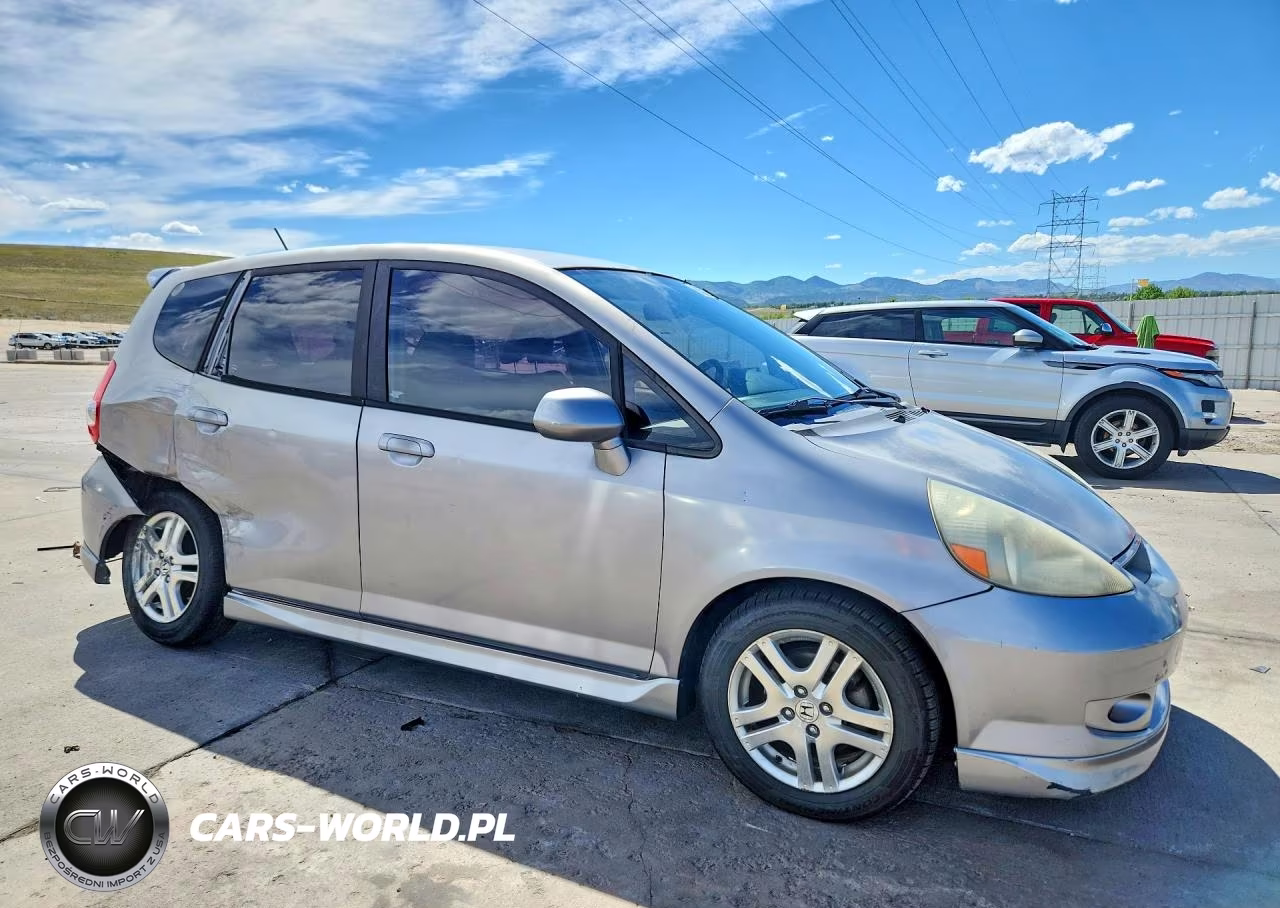 2007 Honda Fit S VIN:JHMGD38607S025717 - 4
