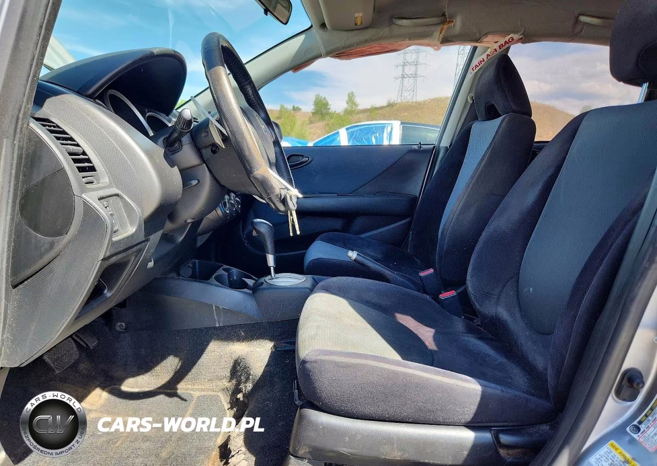 2007 Honda Fit S VIN:JHMGD38607S025717 - 7