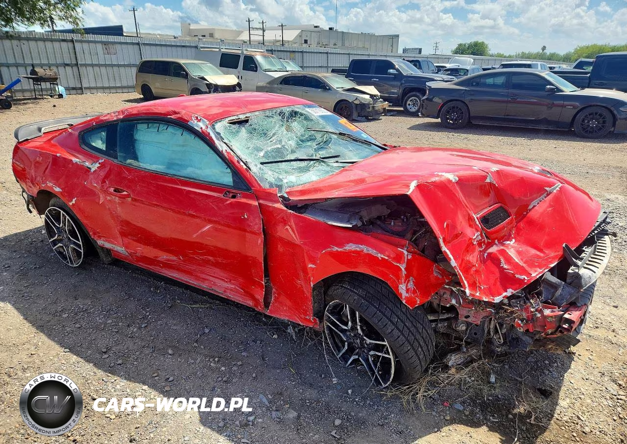 2020 Ford Mustang VIN:1FA6P8TH8L5137173 - 4