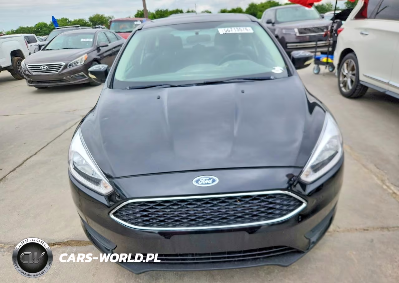 2015 Ford Focus Se VIN:1FADP3K23FL377092 - 5
