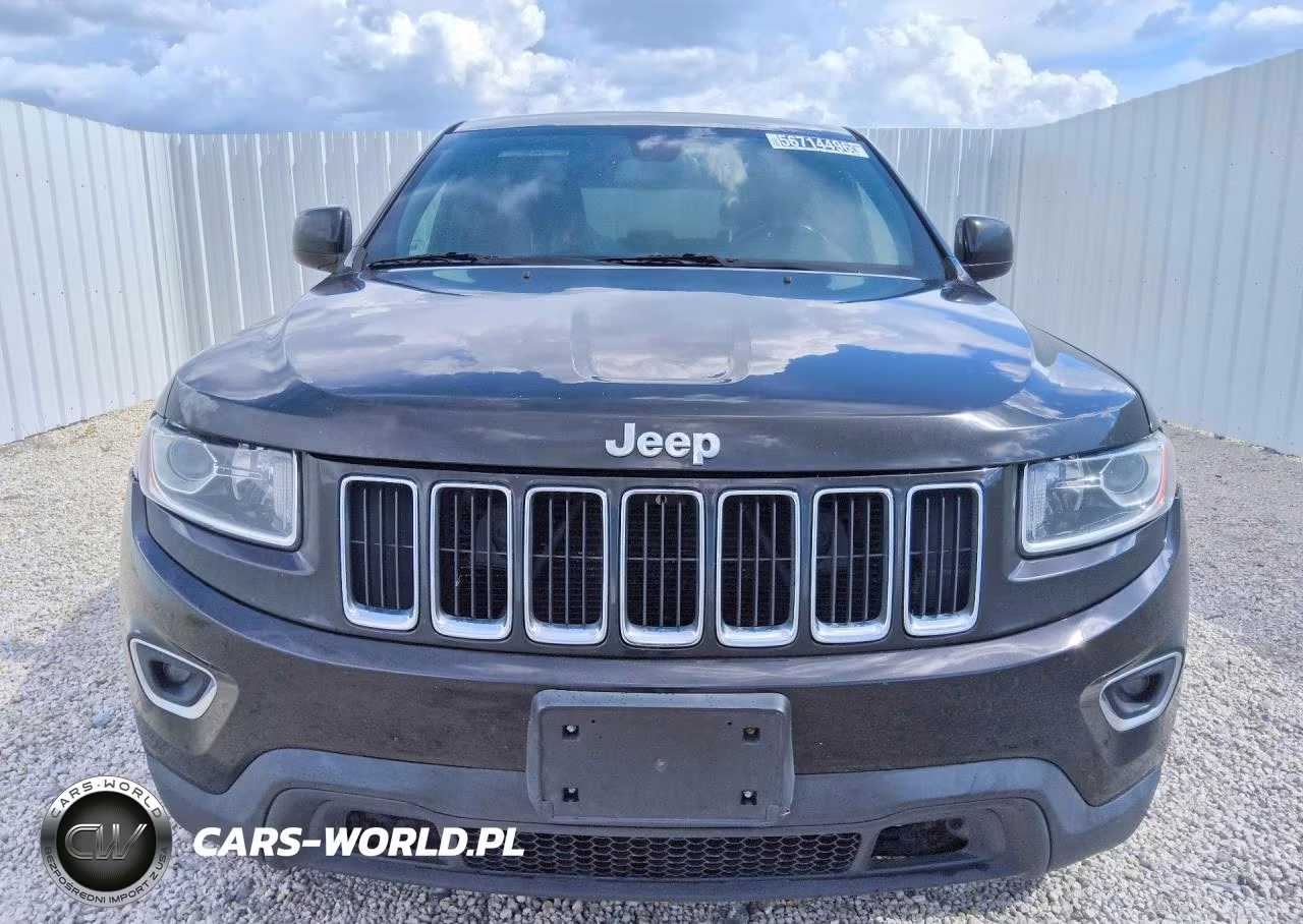 2015 Jeep Grand Cherokee Laredo VIN:1C4RJFAG4FC833391 - 5