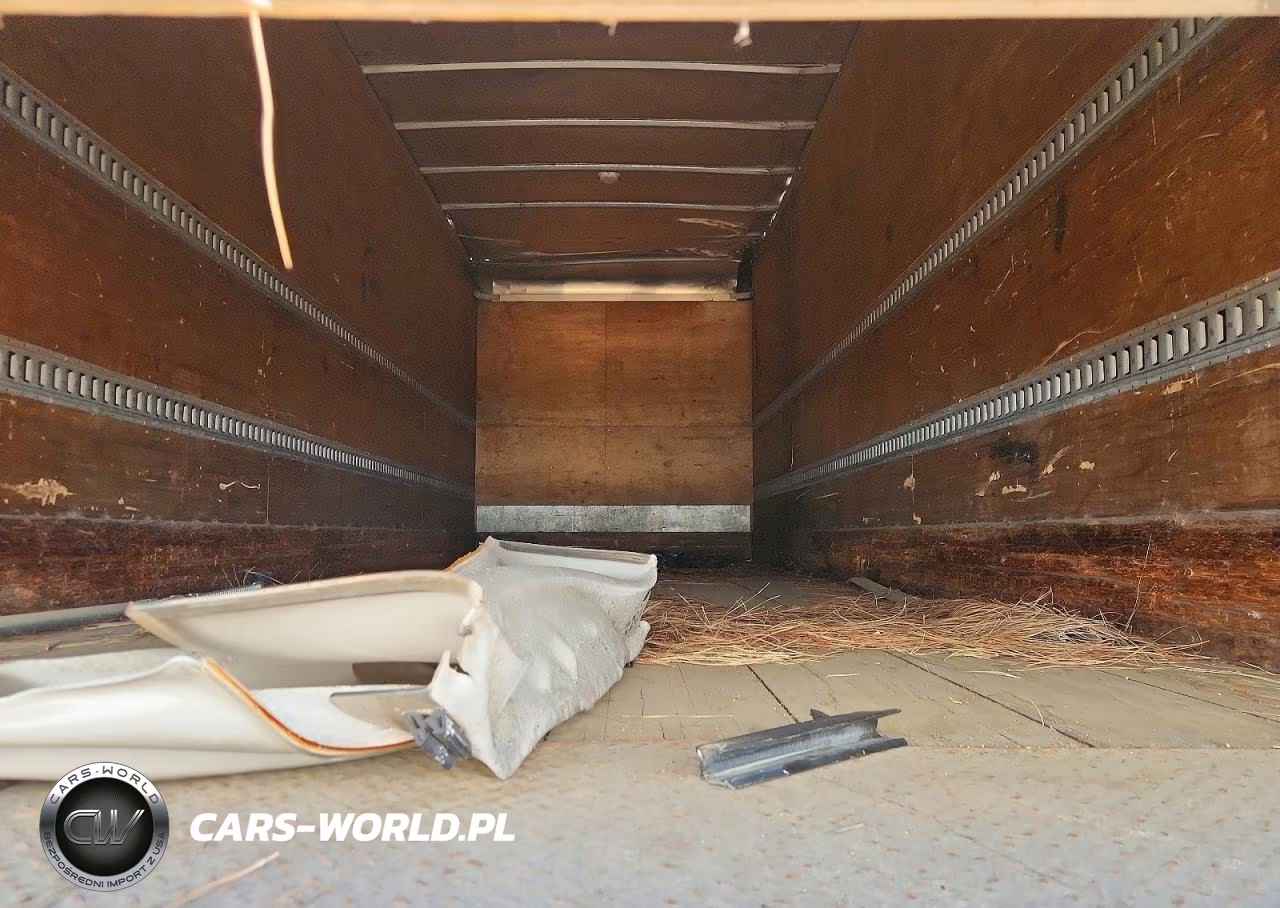 2013 Freightliner Business Class M2 Box Truck VIN:1FVACXDT8DHBZ9368 - 10