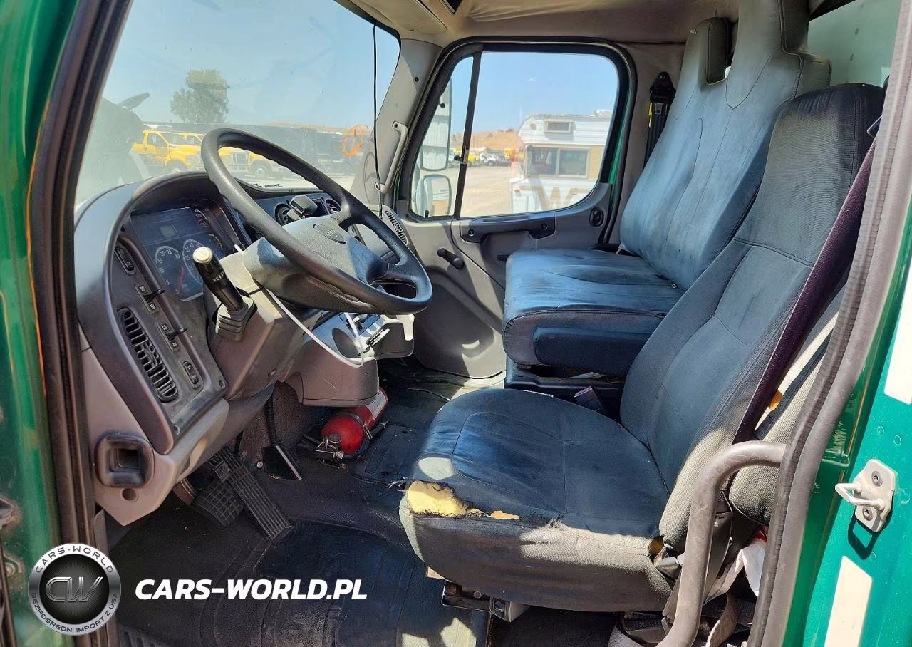 2013 Freightliner Business Class M2 Box Truck VIN:1FVACXDT8DHBZ9368 - 7