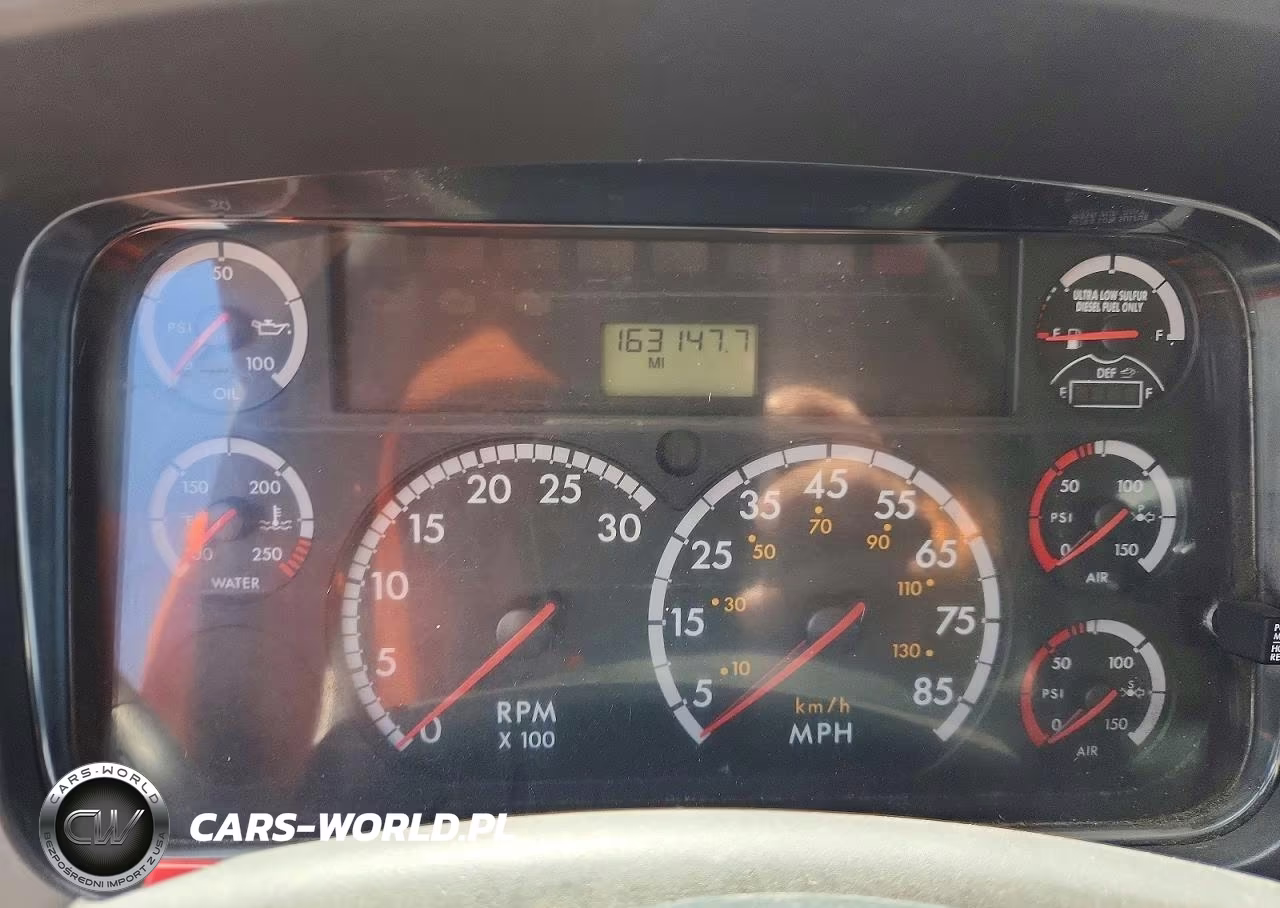 2013 Freightliner Business Class M2 Box Truck VIN:1FVACXDT8DHBZ9368 - 9