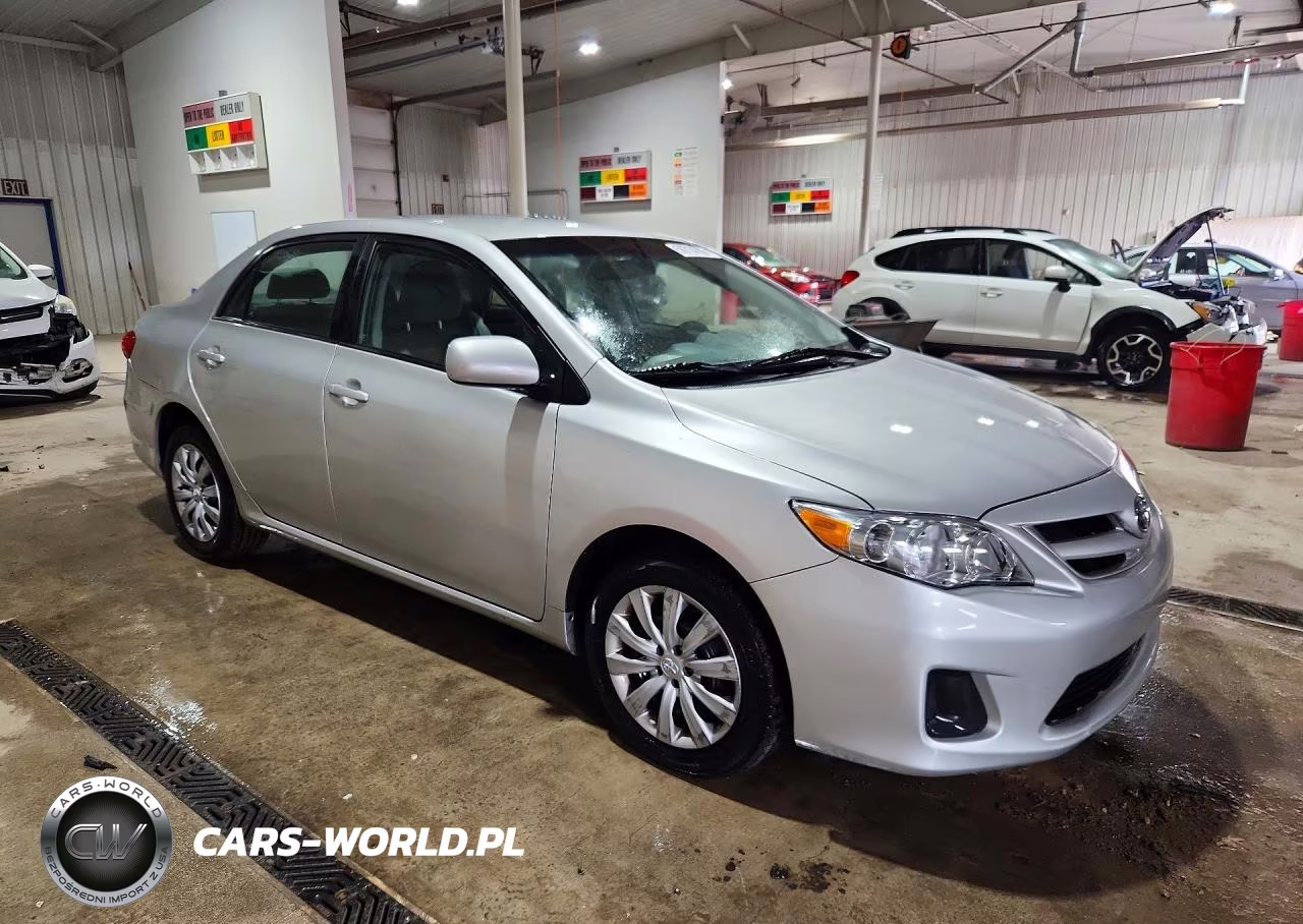 2012 Toyota Corolla Le VIN:2T1BU4EE1CC776804 - 4