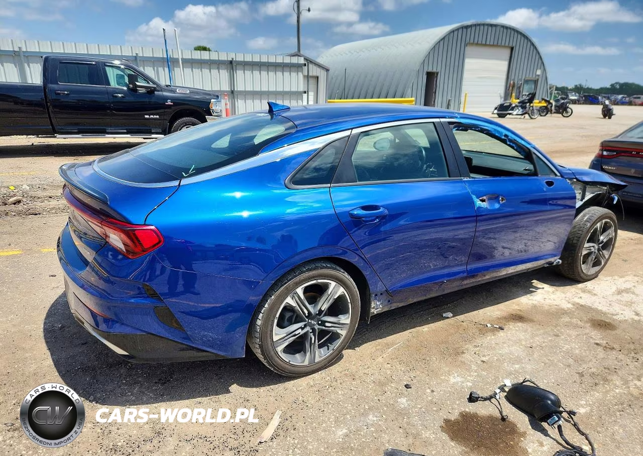 2024 Kia K5 Gt Line VIN:5XXG64J2XRG238471 - 3