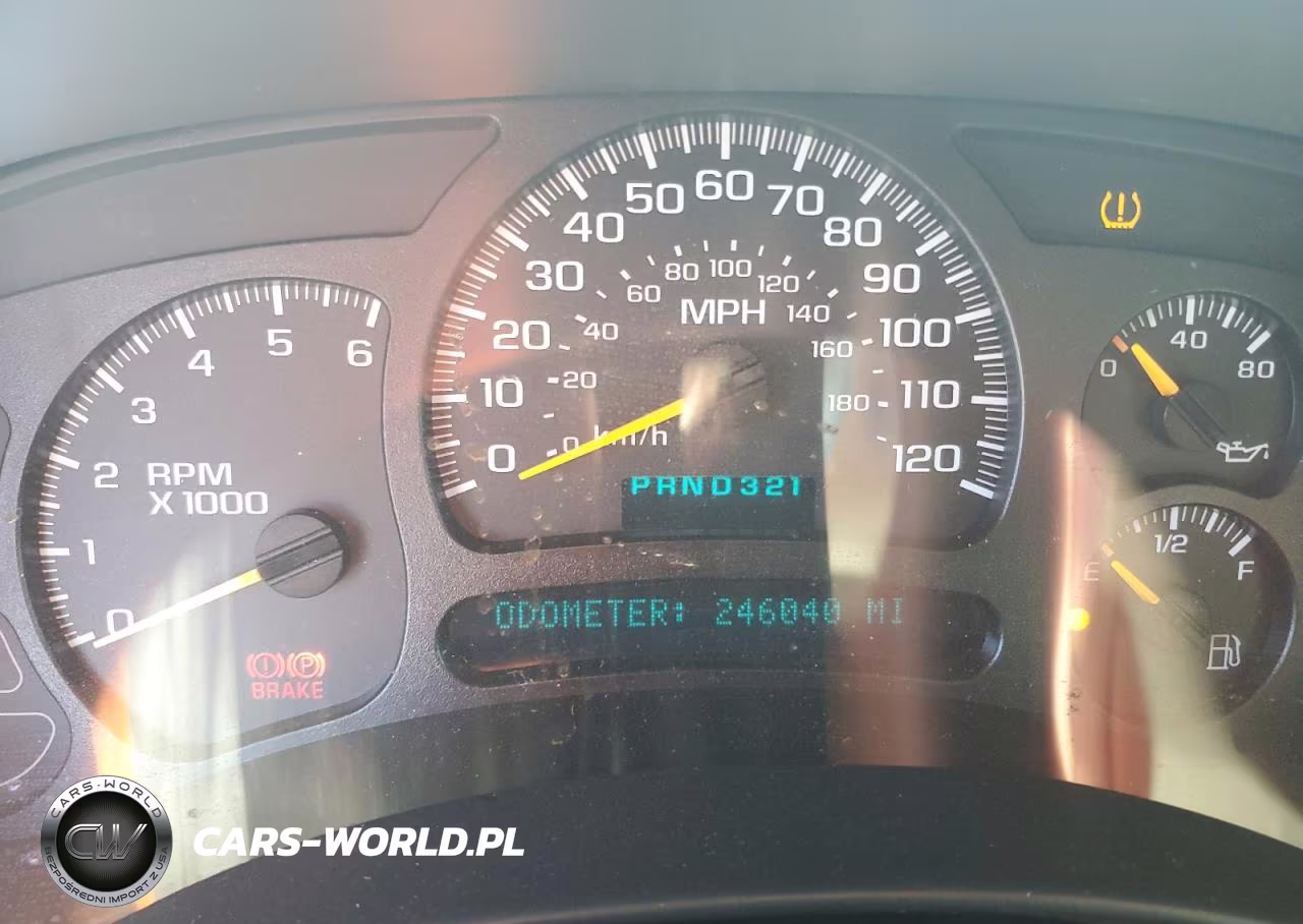 2005 GMC Yukon Xl K1500 VIN:1GKFK16Z25J111736 - 9