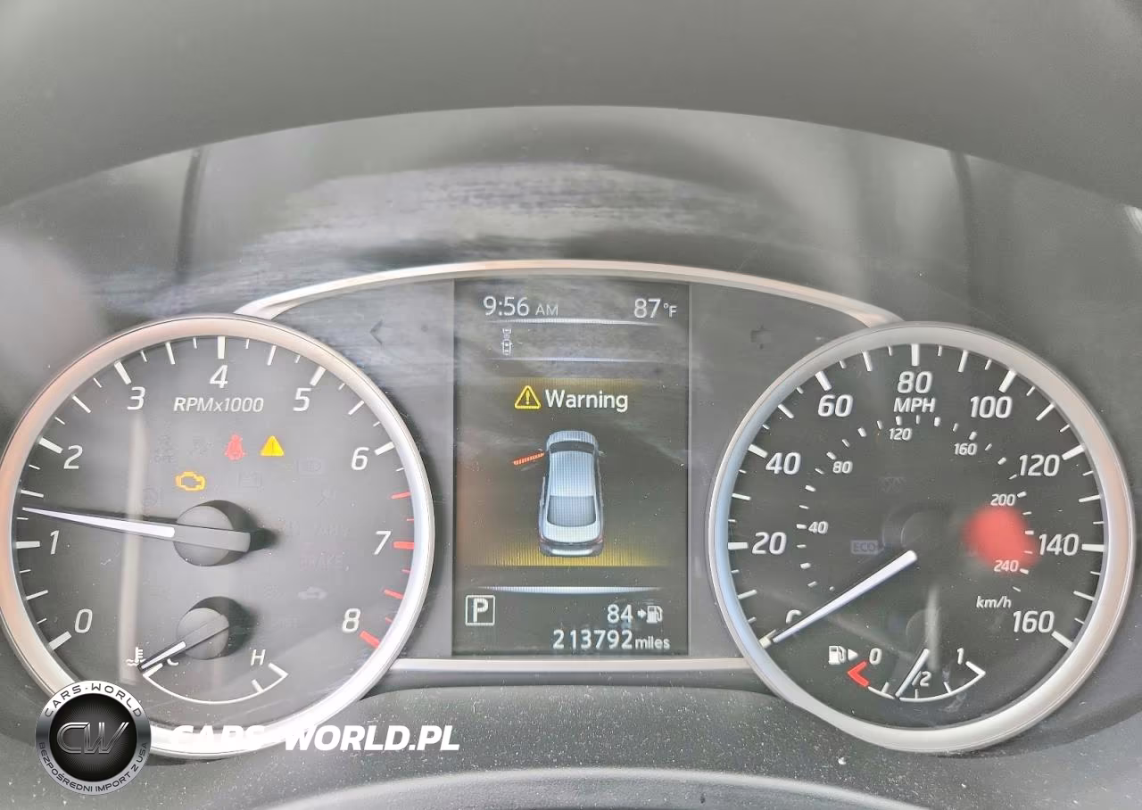 2018 Nissan Sentra S VIN:3N1AB7AP3JY348789 - 9