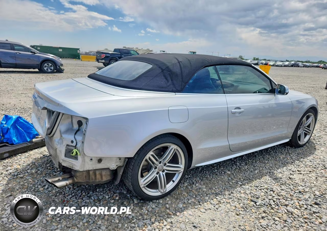 2012 Audi S5 Prestige VIN:WAUVGAFH3CN000549 - 3