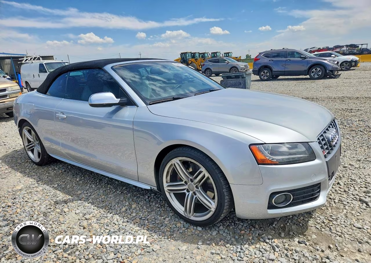 2012 Audi S5 Prestige VIN:WAUVGAFH3CN000549 - 4