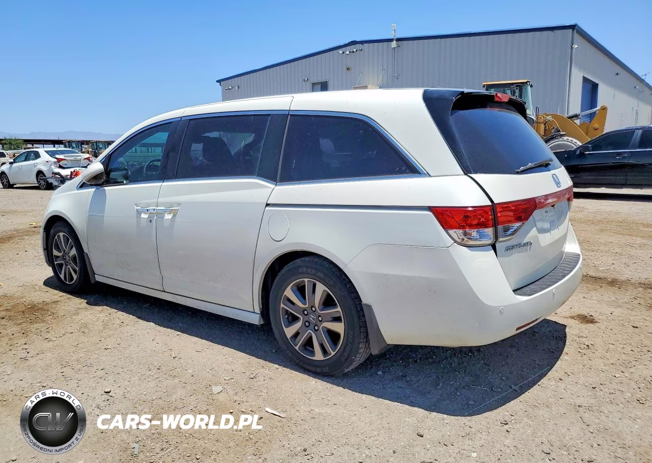 2017 Honda Odyssey Touring VIN:5FNRL5H98HB000694 - 2