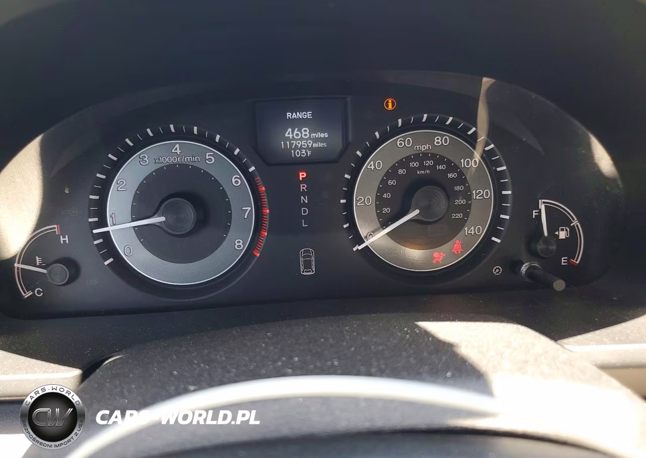 2017 Honda Odyssey Touring VIN:5FNRL5H98HB000694 - 9
