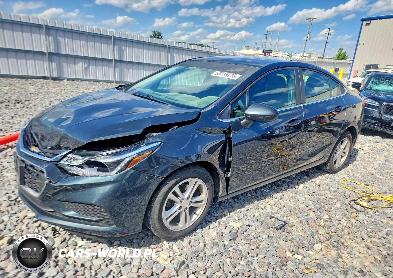 2018 Chevrolet Cruze Lt – zdjęcie 1 z 12