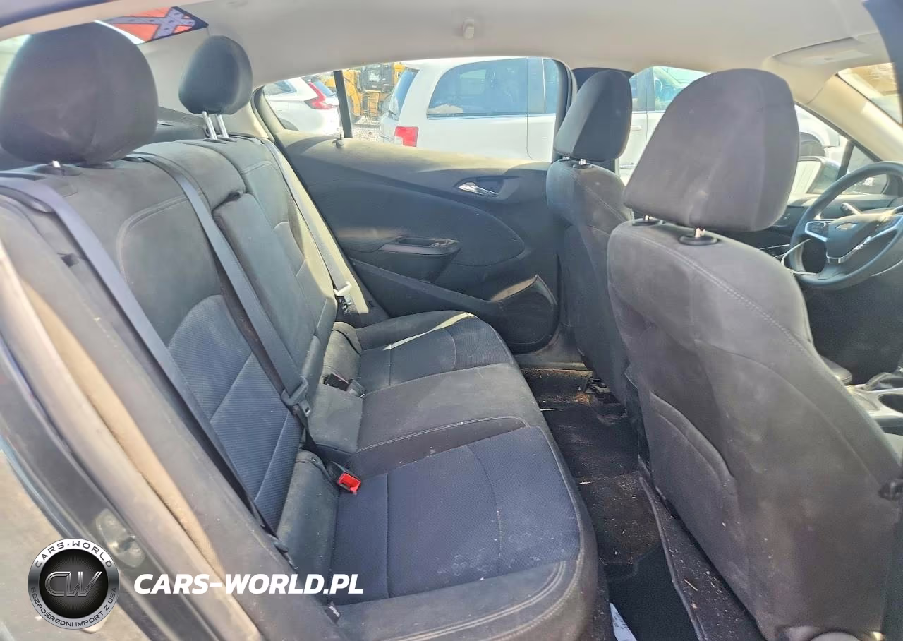2018 Chevrolet Cruze Lt VIN:1G1BE5SM0J7190326 - 10