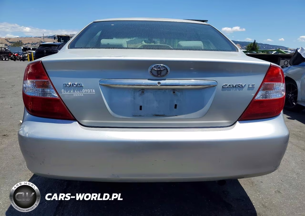 2003 Toyota Camry Le VIN:4T1BE32K63U715643 - 6