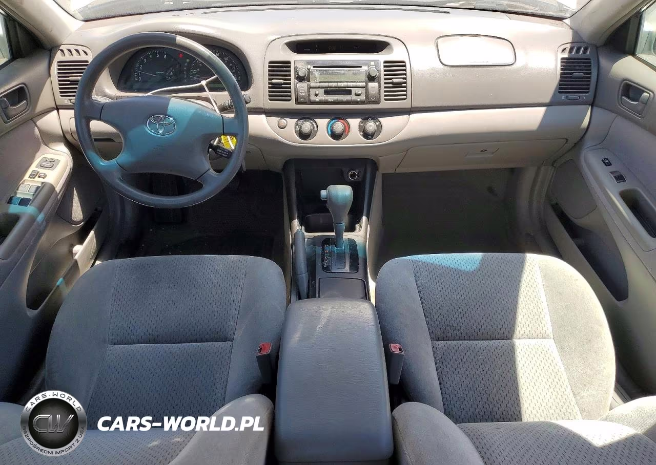 2003 Toyota Camry Le VIN:4T1BE32K63U715643 - 8