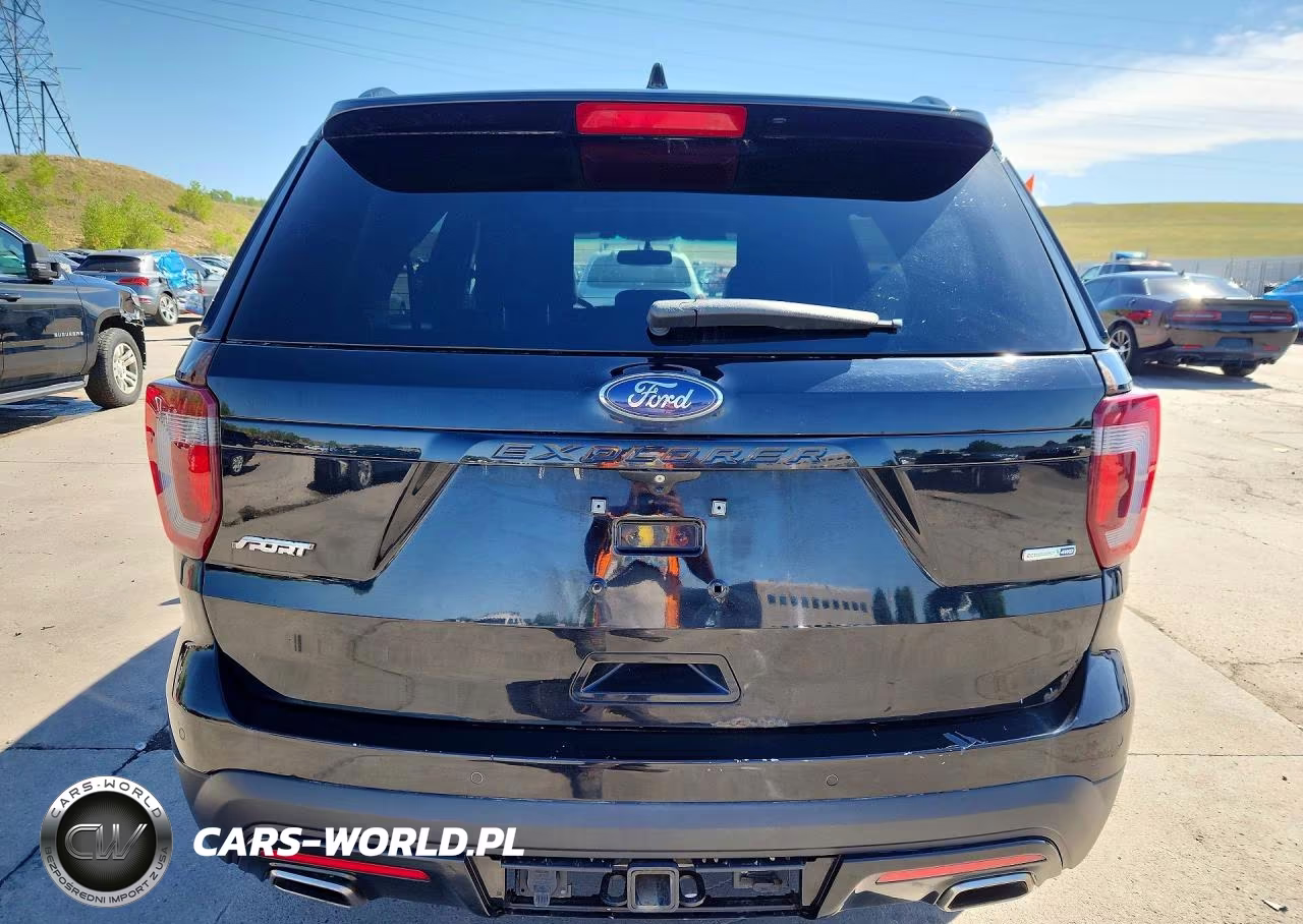 2016 Ford Explorer Sport VIN:1FM5K8GT9GGA39598 - 6