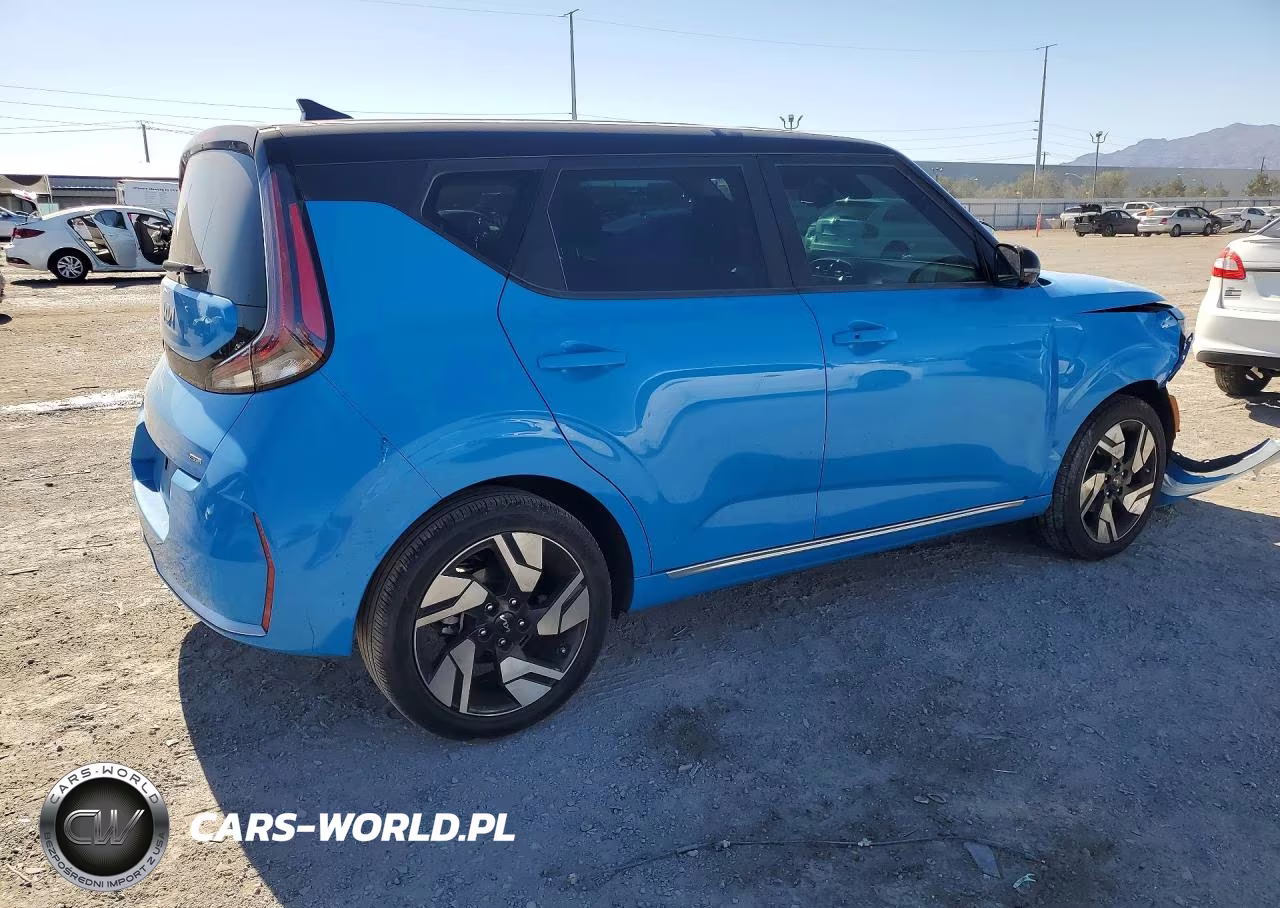 2024 Kia Soul Gt Line VIN:KNDJ53AUXR7222347 - 3