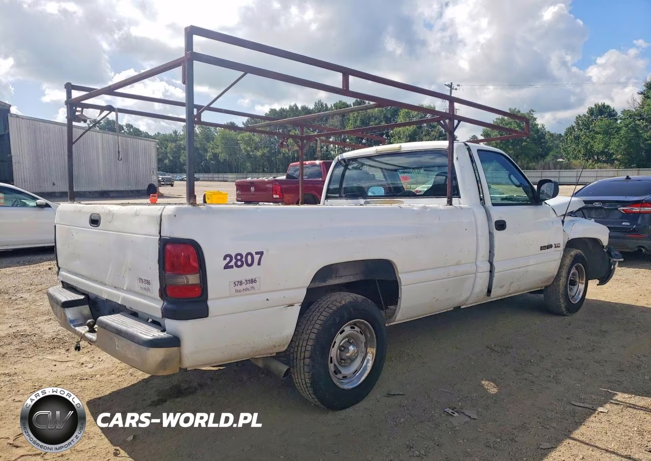 1998 Dodge Ram 1500 VIN:1B7HC16X0WS738639 - 3