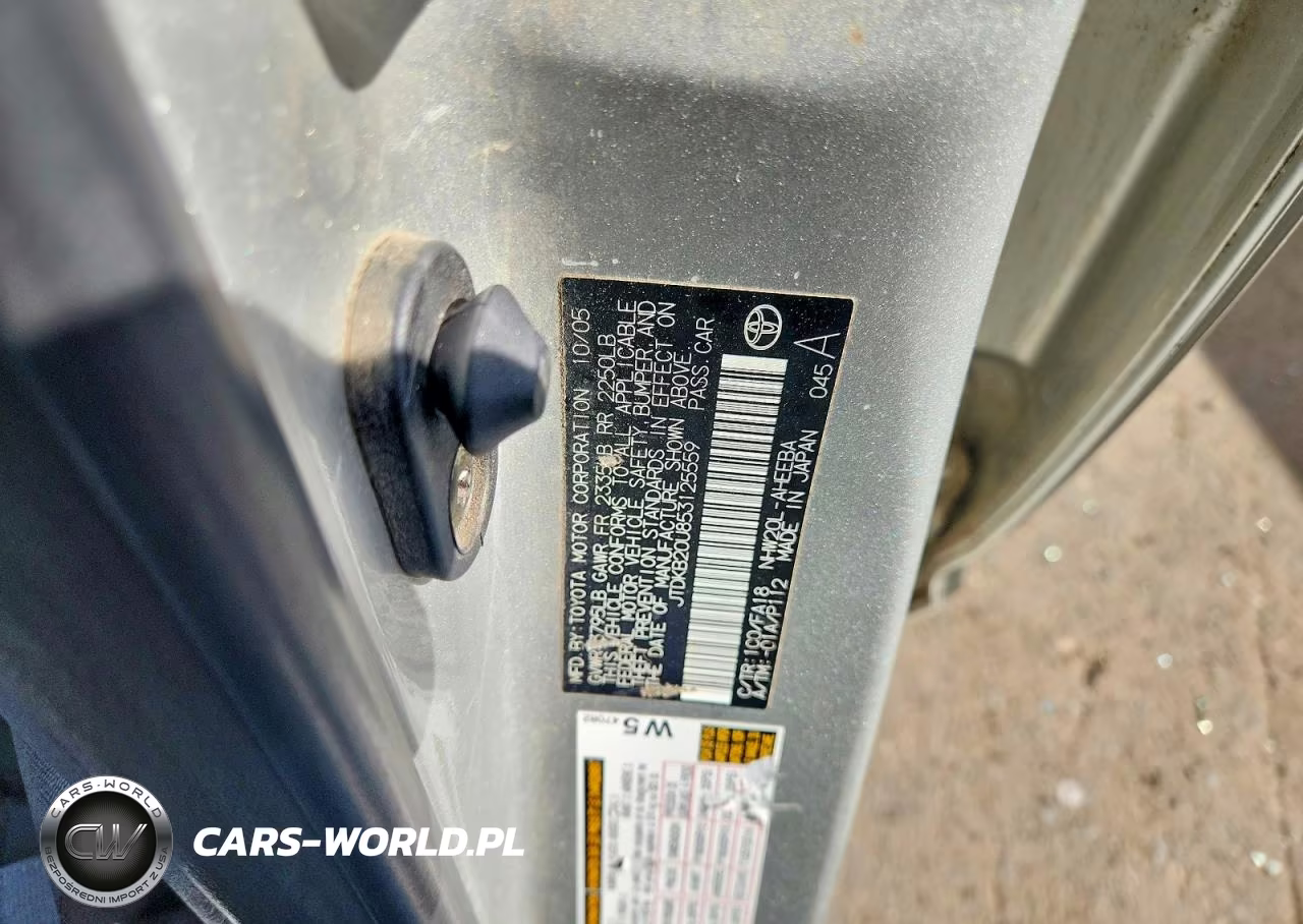 2005 Toyota Prius Base VIN:JTDKB20U853125559 - 12