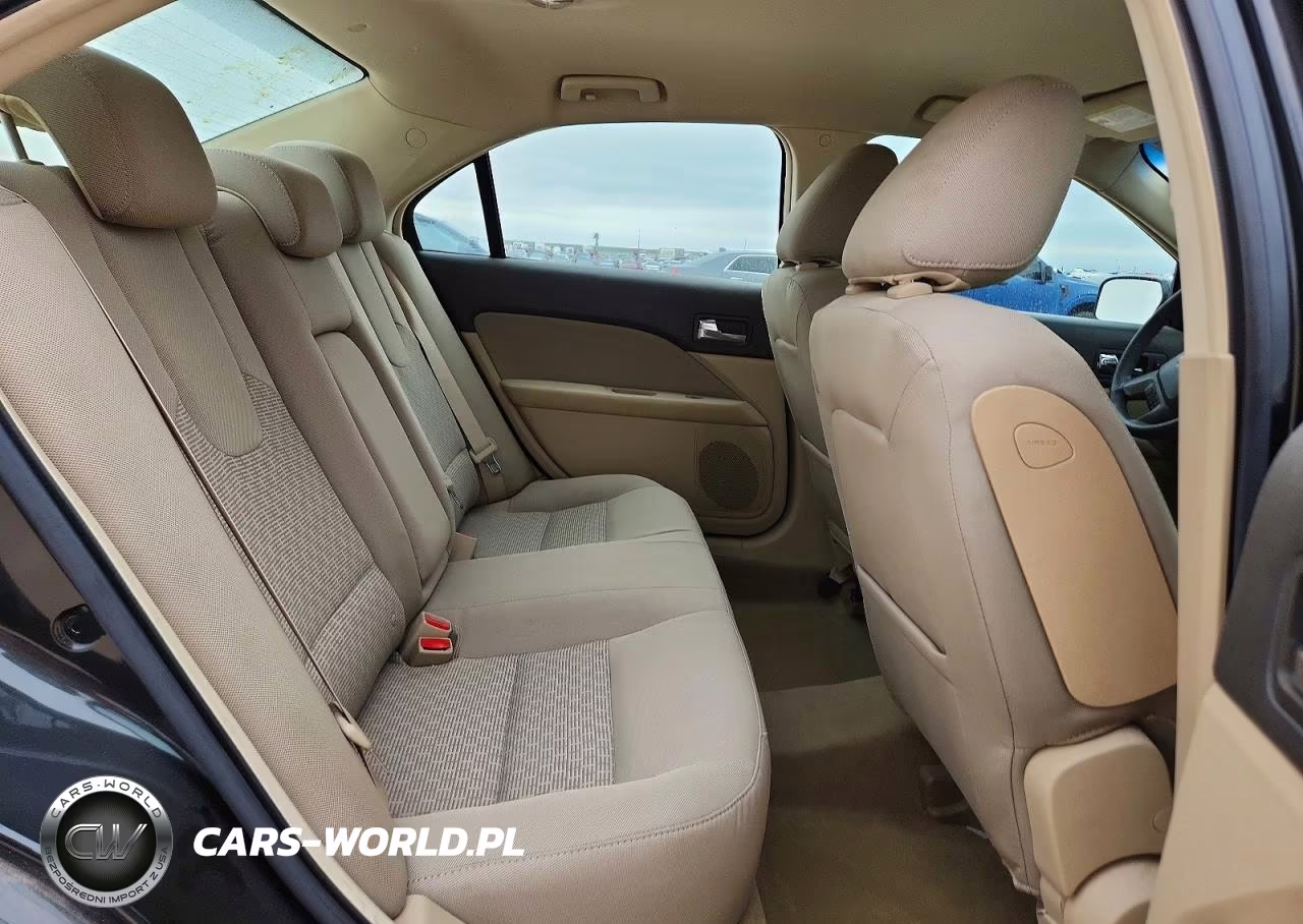 2010 Ford Fusion Se VIN:3FAHP0HA2AR185543 - 10