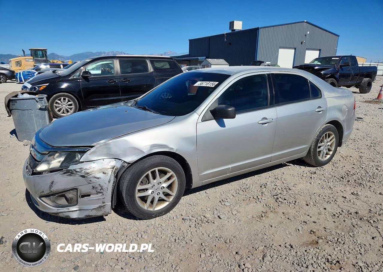 2010 Ford Fusion S