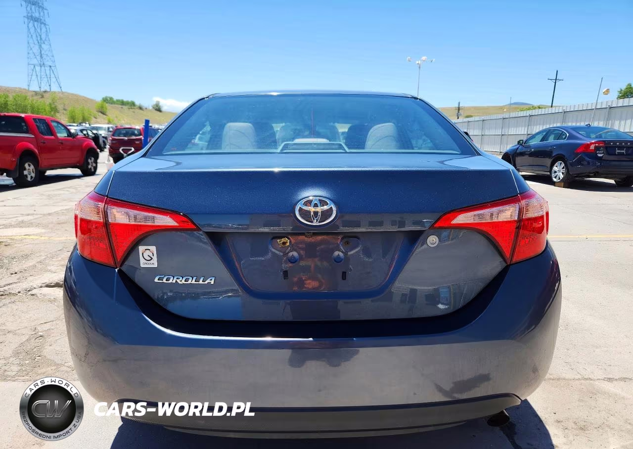 2018 Toyota Corolla L VIN:2T1BURHE1JC048356 - 6