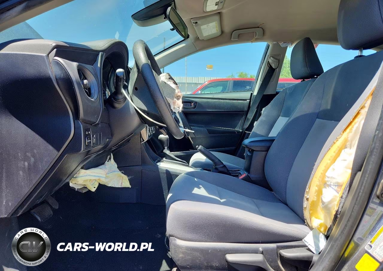 2018 Toyota Corolla L VIN:2T1BURHE1JC048356 - 7
