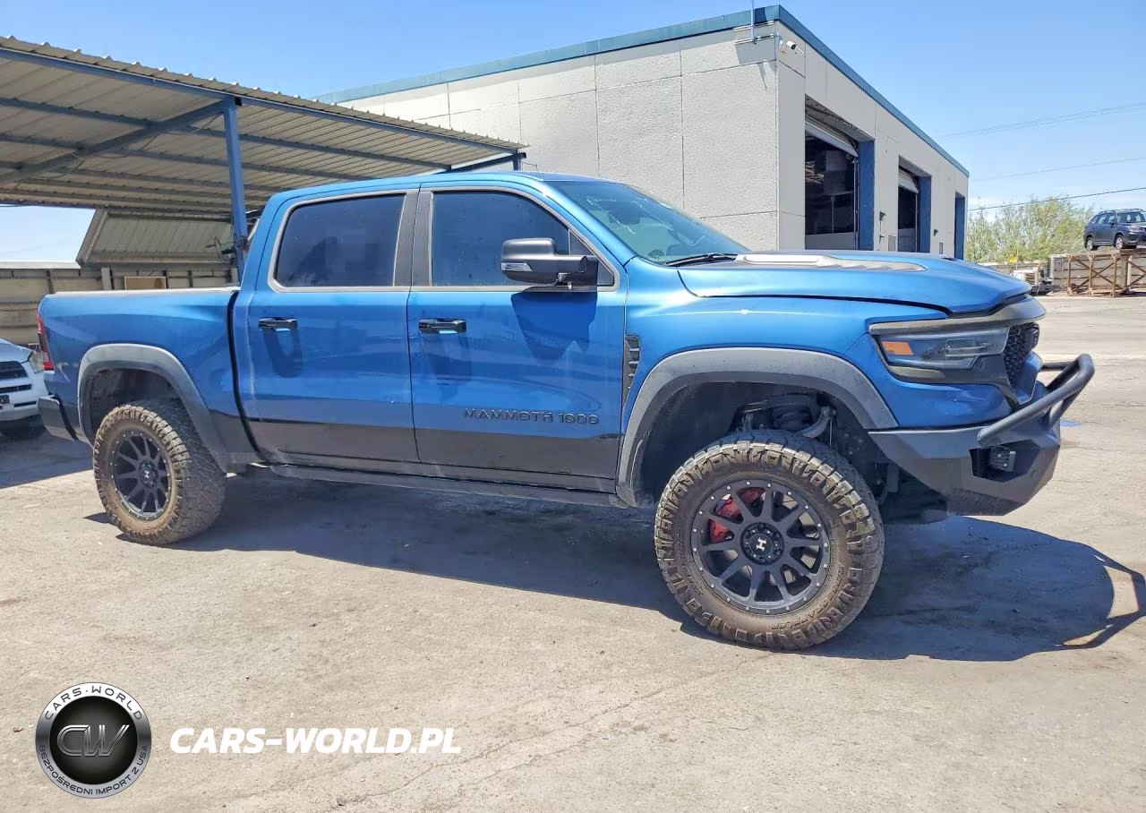 2024 Ram 1500 VIN:1C6SRFU9XRN201387 - 4