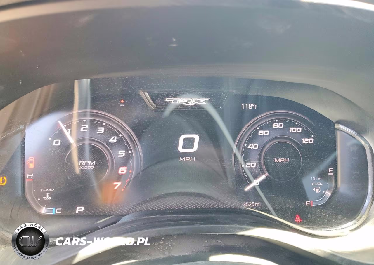 2024 Ram 1500 VIN:1C6SRFU9XRN201387 - 9
