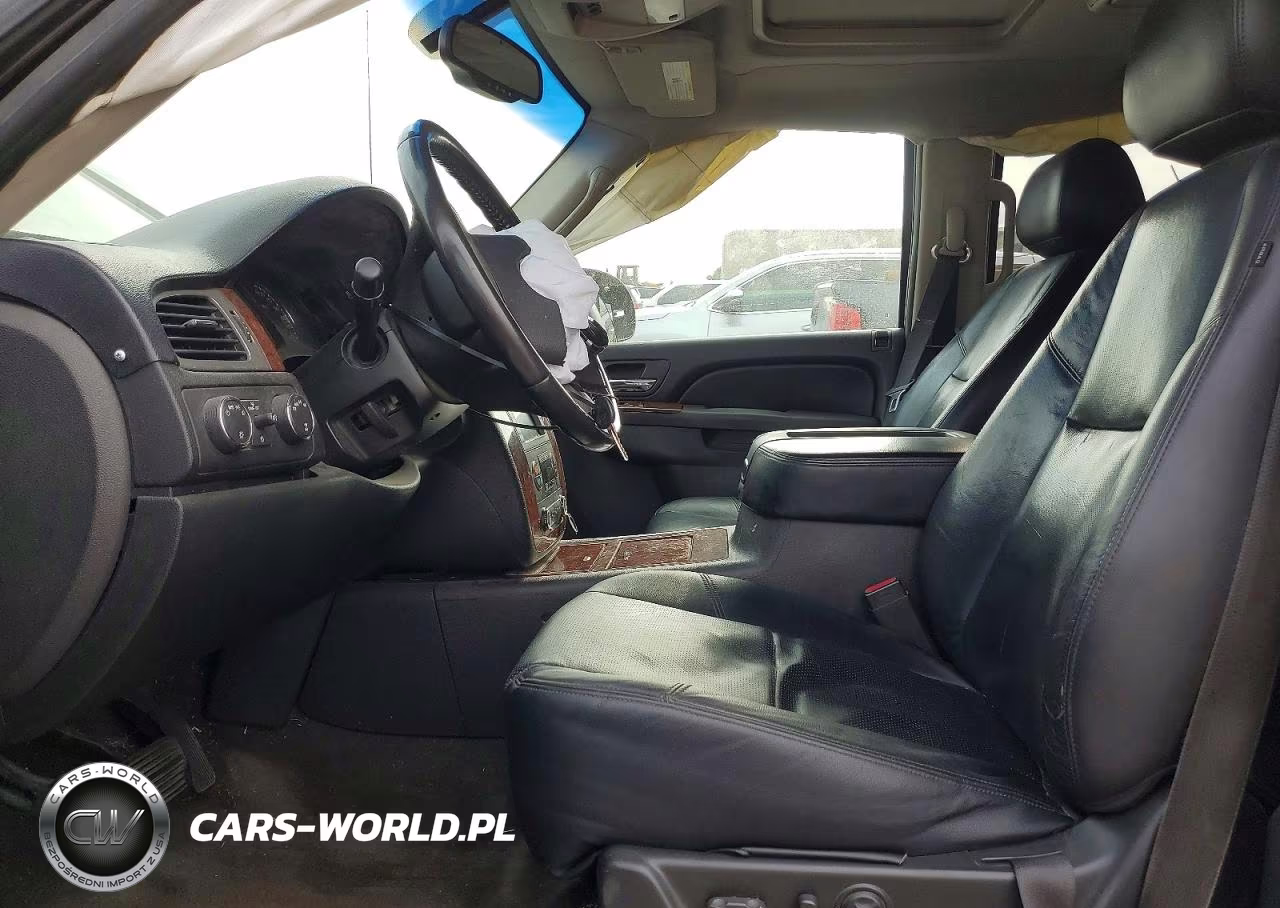 2010 Chevrolet Avalanche Ltz VIN:3GNVKGE03AG156149 - 7
