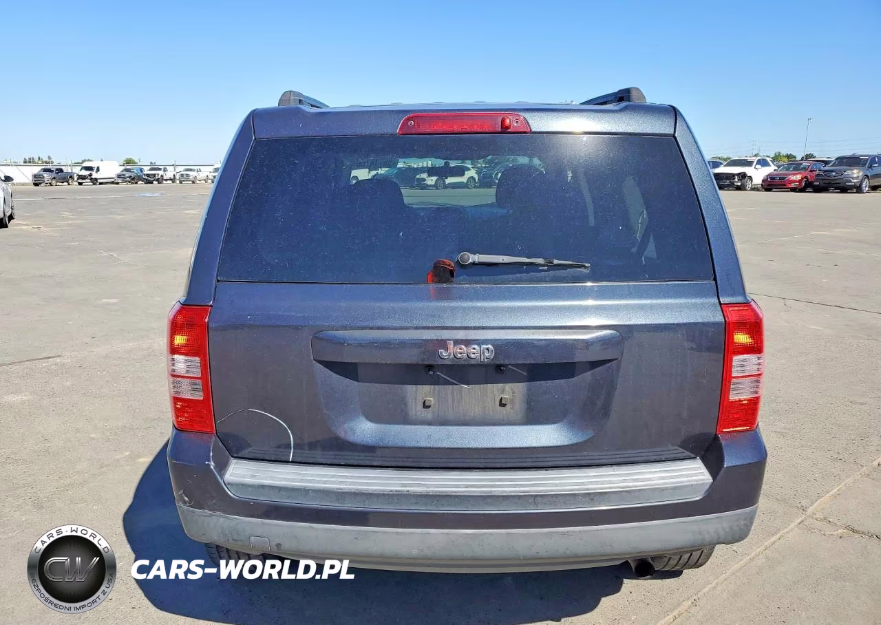 2015 Jeep Patriot Sport VIN:1C4NJPBA1FD313061 - 6