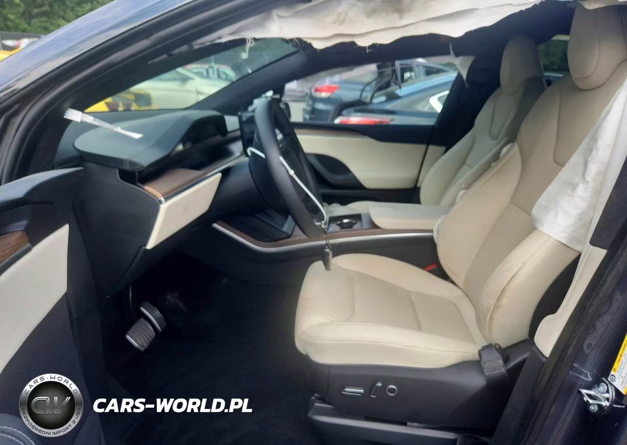 2023 Tesla Model X VIN:7SAXCAE58PF389713 - 7
