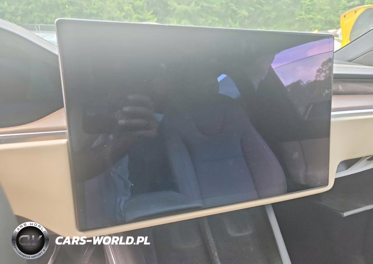 2023 Tesla Model X VIN:7SAXCAE58PF389713 - 9