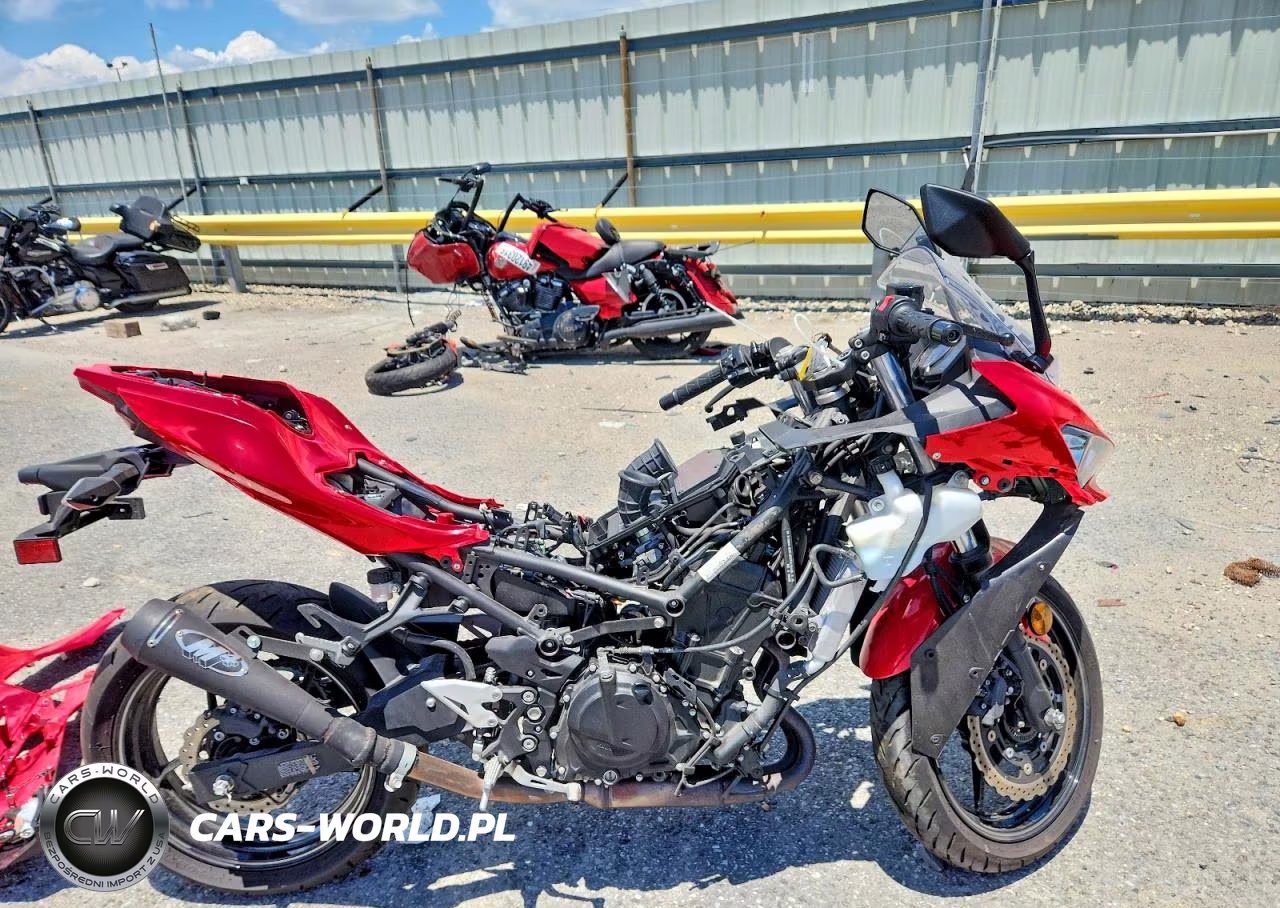 2021 Kawasaki Ex400